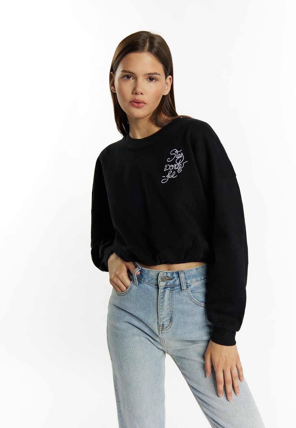 

Толстовка CROPPED KEEPSUDRY myMo, черный