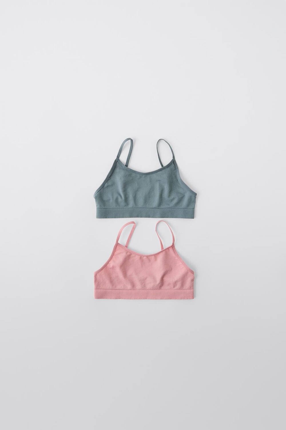 

8-14 лет/набор из двух бесшовных топов ZARA, разноцветный