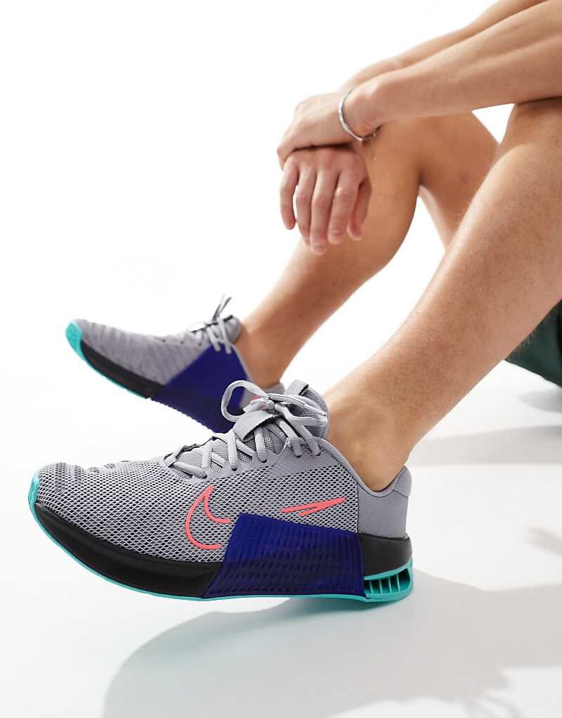 

Nike – Training Metcon 9 – Серая спортивная обувь, Серый, Nike – Training Metcon 9 – Серая спортивная обувь