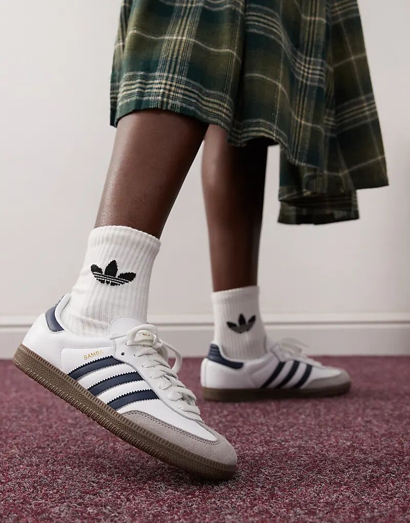 

Кроссовки Samba OG белого и темно-синего цветов adidas Originals