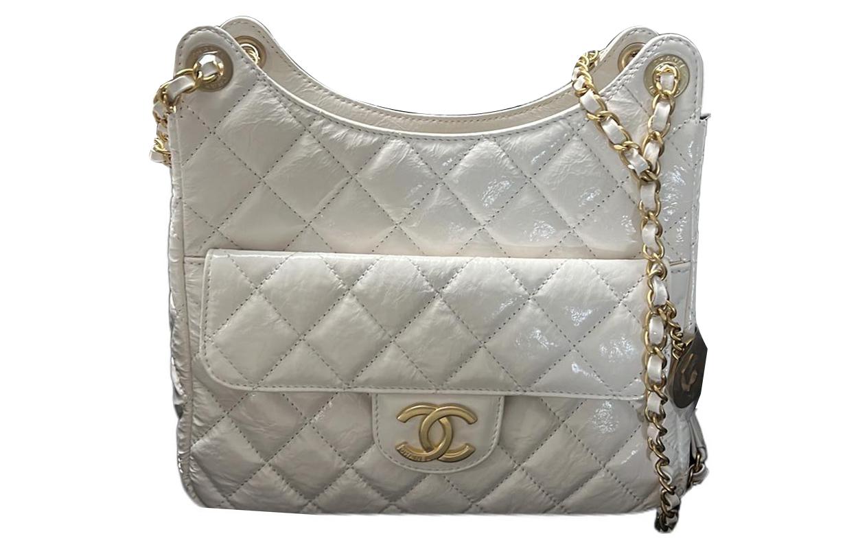 

CHANEL Сумка Хобо из телячьей кожи с масляно-восковым покрытием