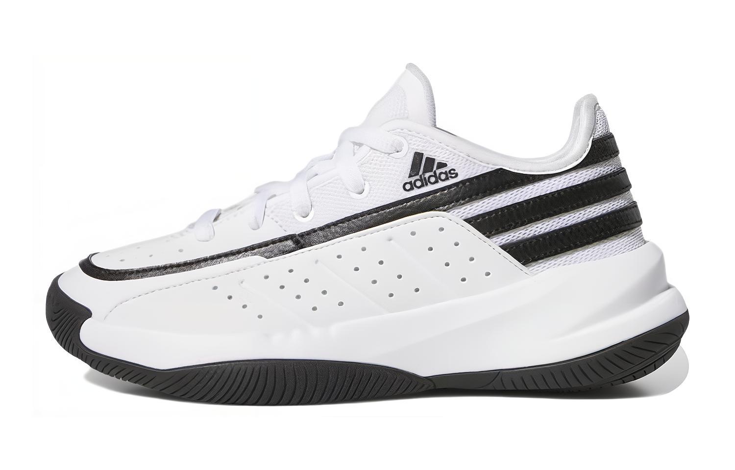 

Баскетбольные кроссовки Front Court Kids GS Low-top белые/черные Adidas, белый/черный