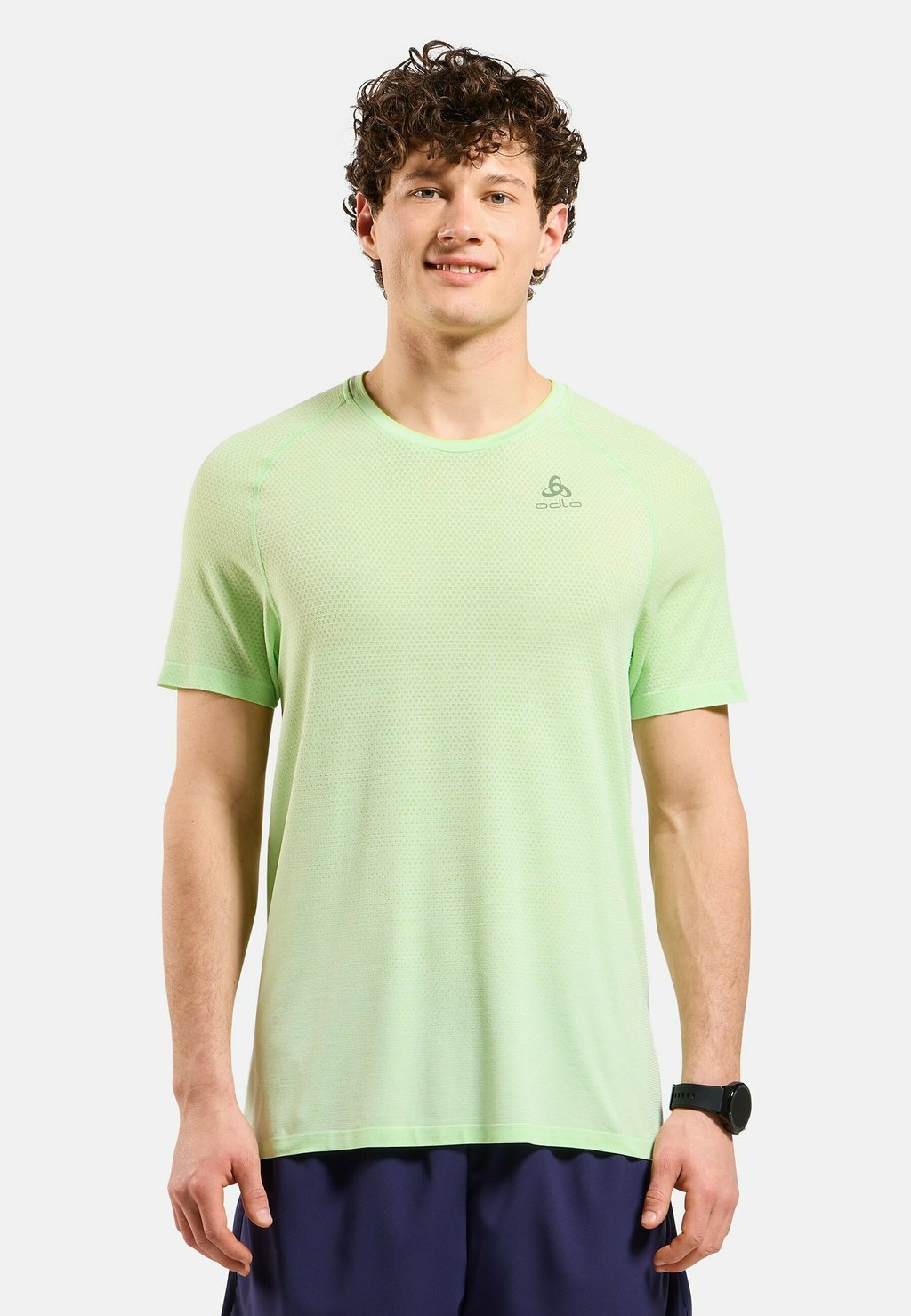 

Спортивная футболка CREW NECK ESSENTIAL SEAMLESS ODLO, мятный