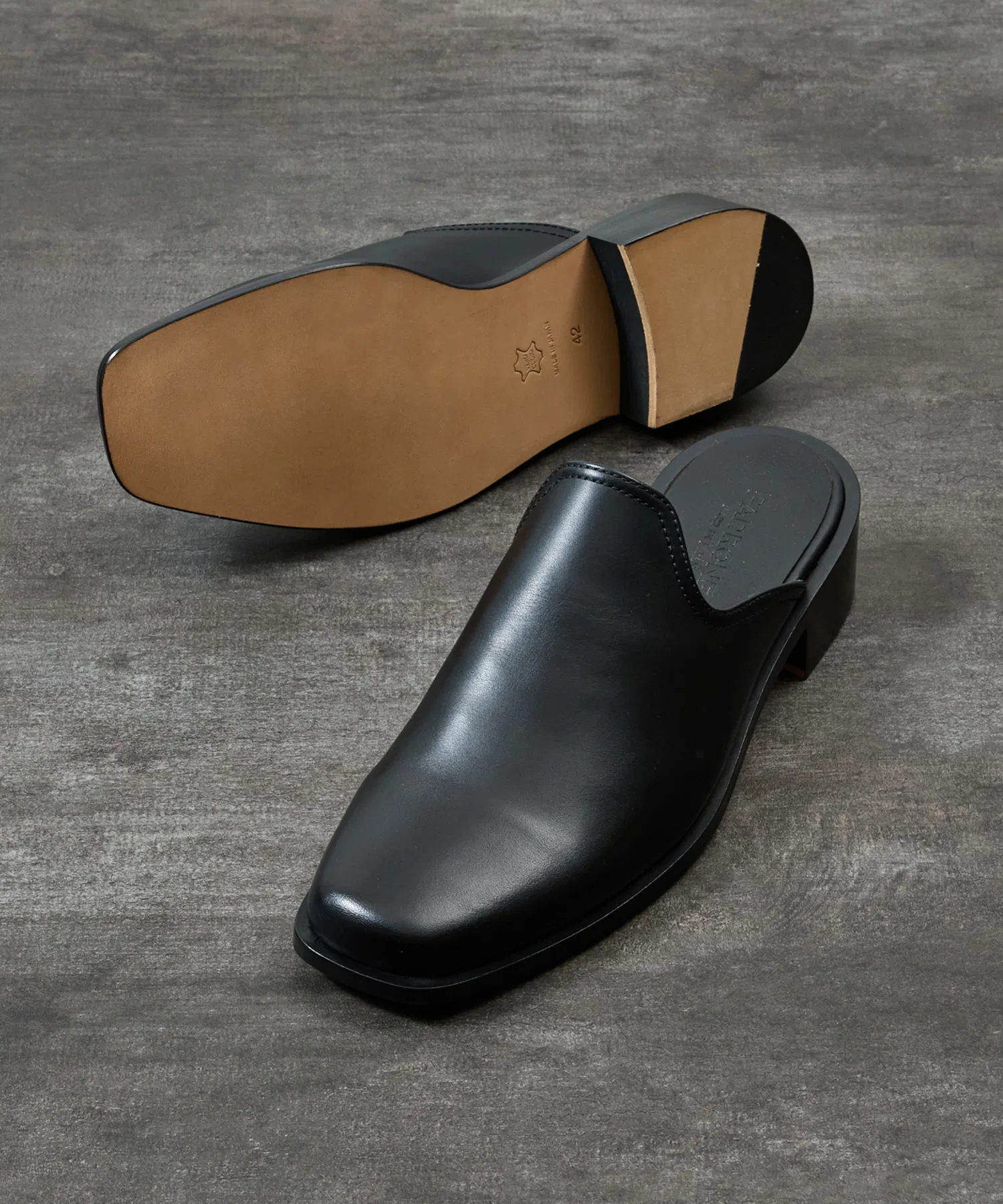 PADRONE / BL SQUARE SLIP-ON Кожаные туфли без шнурков с квадратным носком, изготовлены из коровьей кожи, произведено в Японии / PU8777-2002