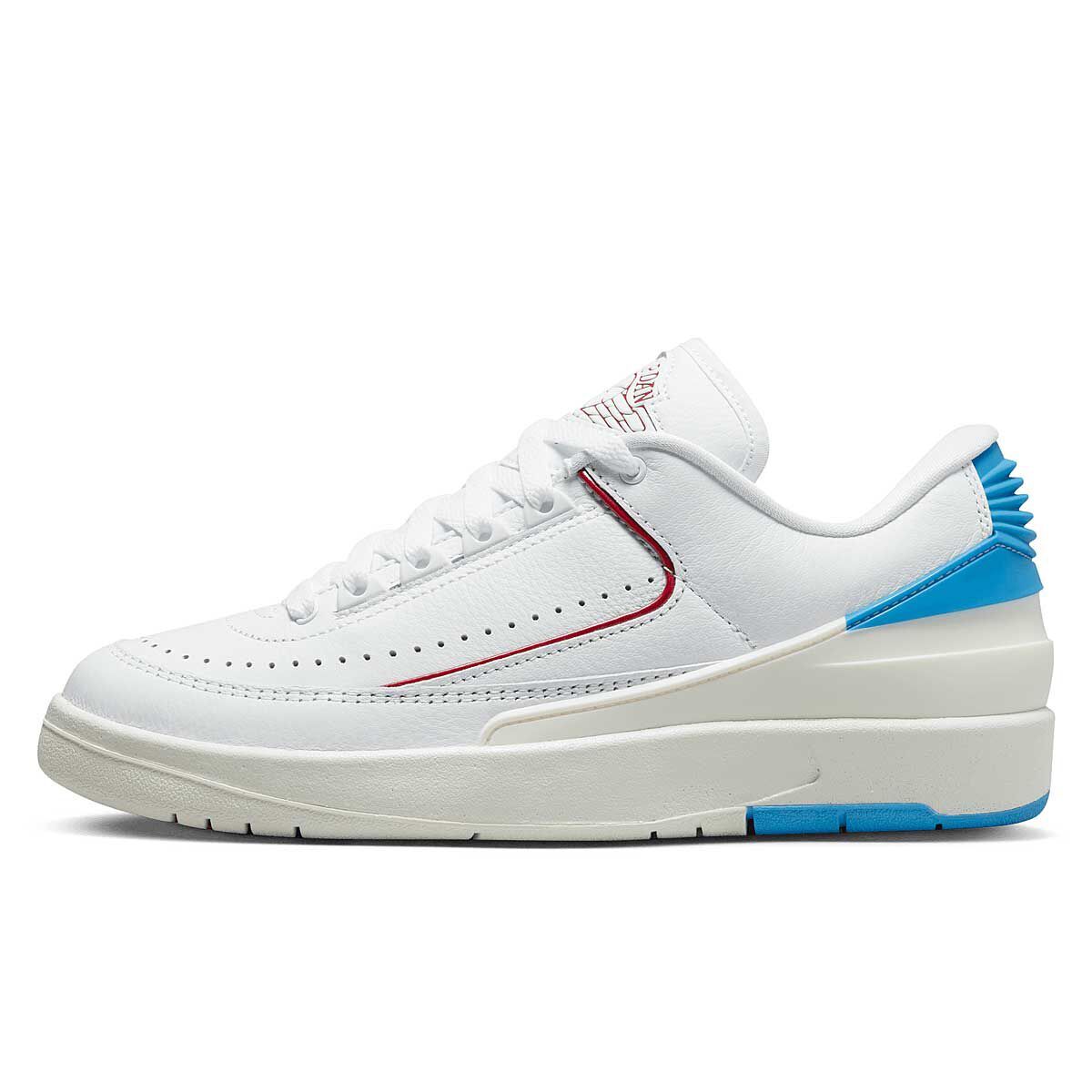 

Кроссовки WMNS Air Jordan 2 Retro Low UNC To Chicago, цвет Weiß/Rot/Dunkles Pulverblau/Beige