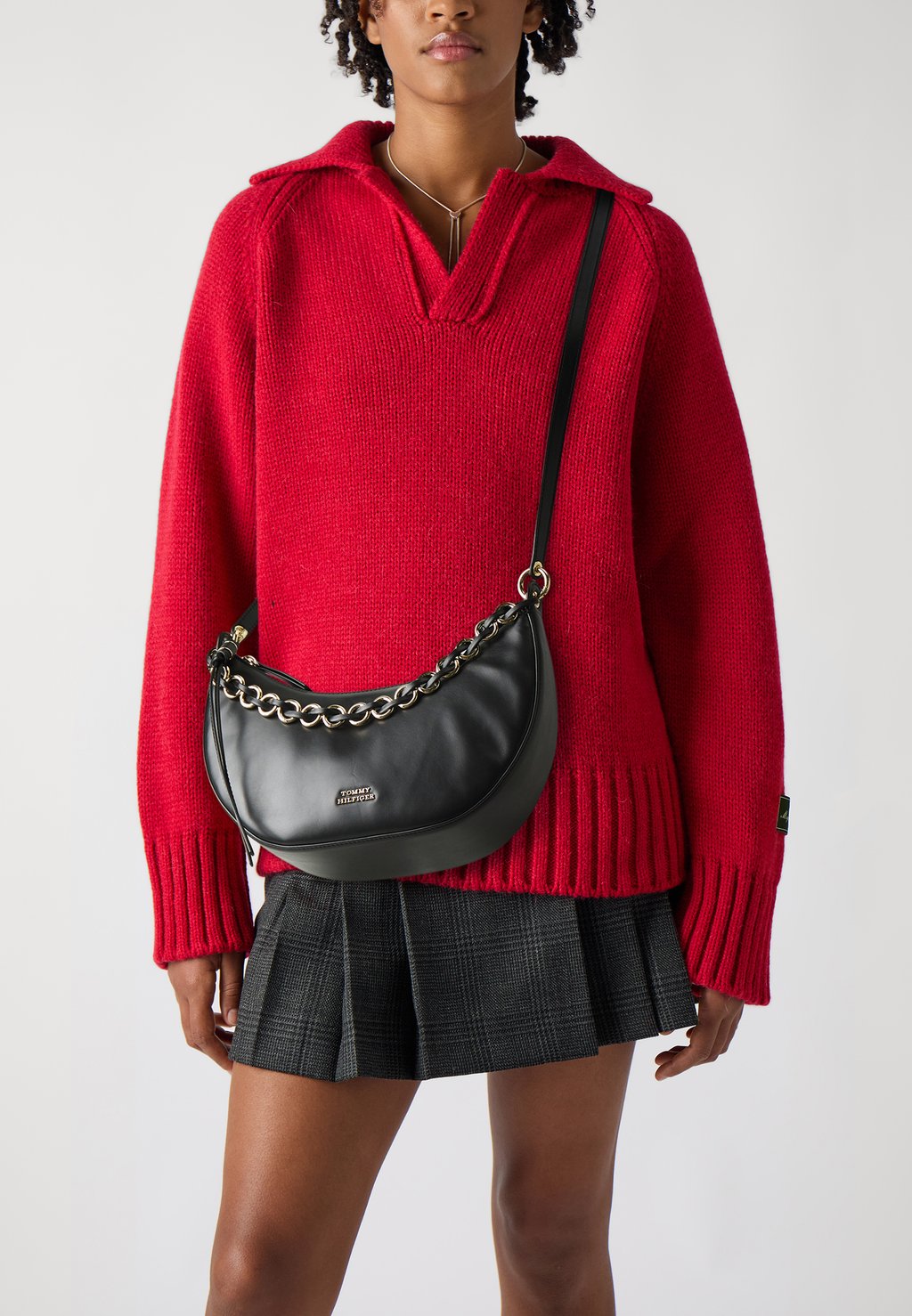 

Сумка MOON CROSSOVER Tommy Hilfiger, черный