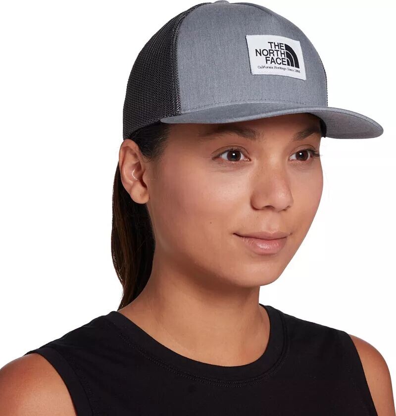 

Кепка дальнобойщика The North Face Keep It Patched