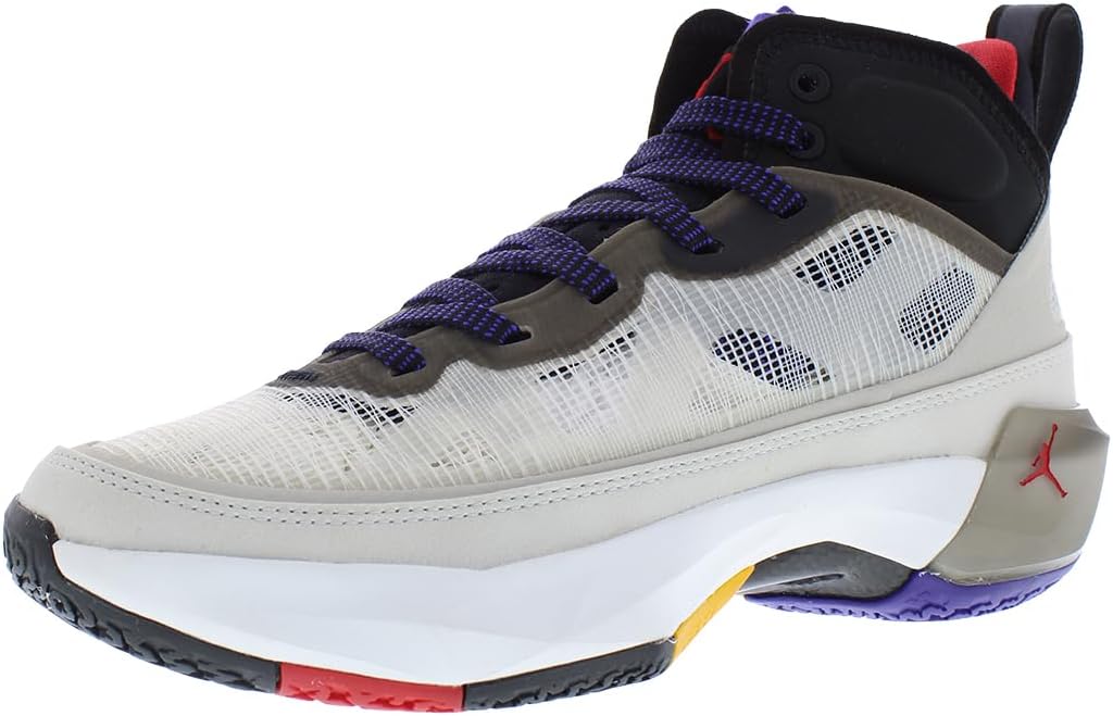 

Кроссовки для мальчиков Nike Air Jordan XXXVII GS, черный/красный