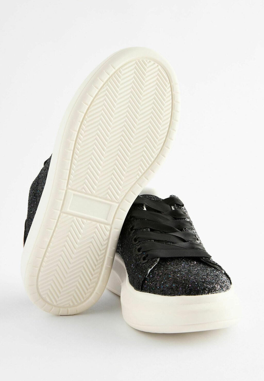 

Кроссовки LACE-UP CHUNKY REGULAR FIT Next, черный