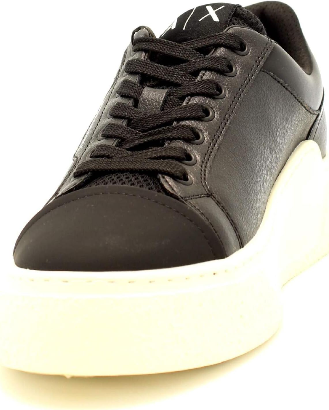 Кроссовки Armani Exchange Mens Lion Classic, черный — фото 3