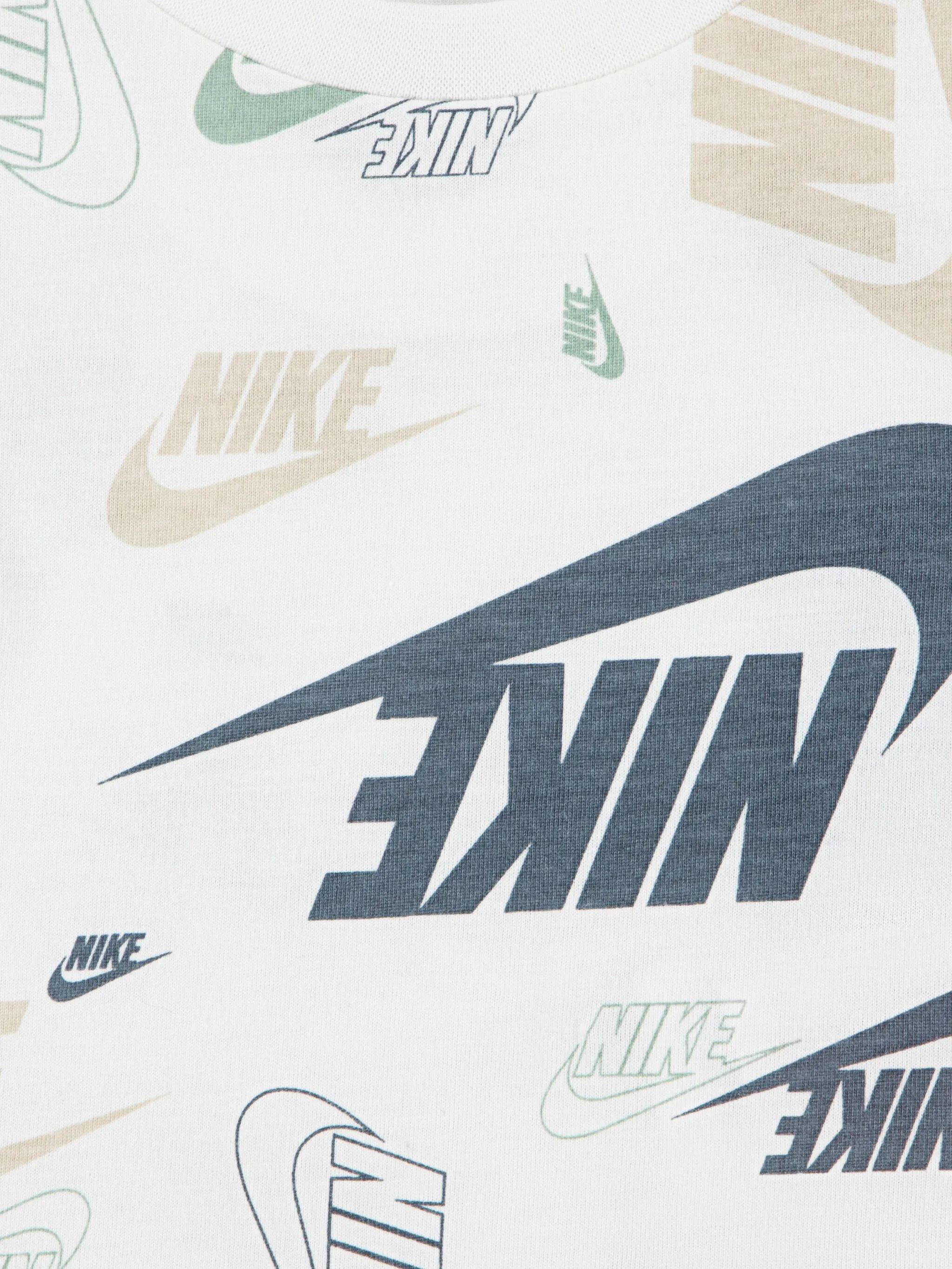 Комплект шортов с логотипом Nike Kids, белый — фото 3