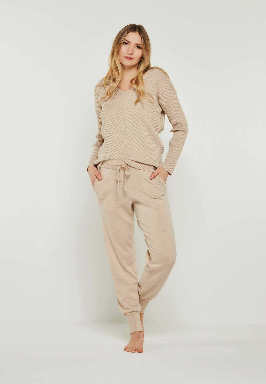 

Пижамные штаны BELLA MERINO WOLLE LOUNGEWEAR HOSE YOU LOOK PERFECT, бежевый