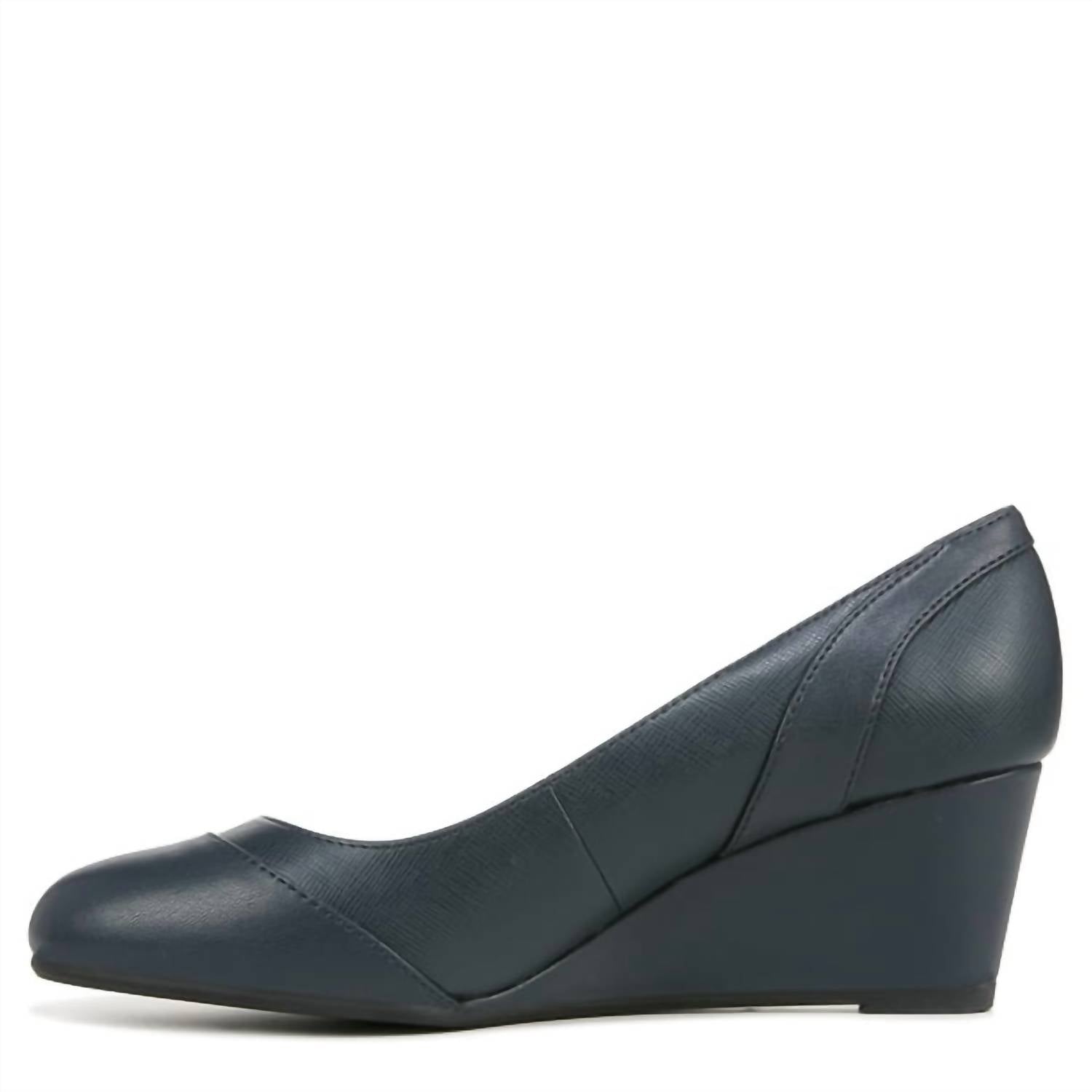 Женские туфли Dream Pump на танкетке темно-синего цвета Heirloom LifeStride — фото 3