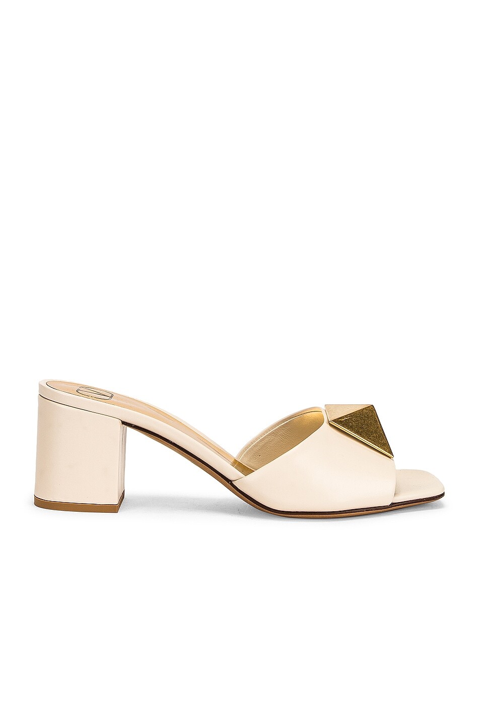 

Мюли с одной заклепкой Valentino Garavani, цвет Light Ivory