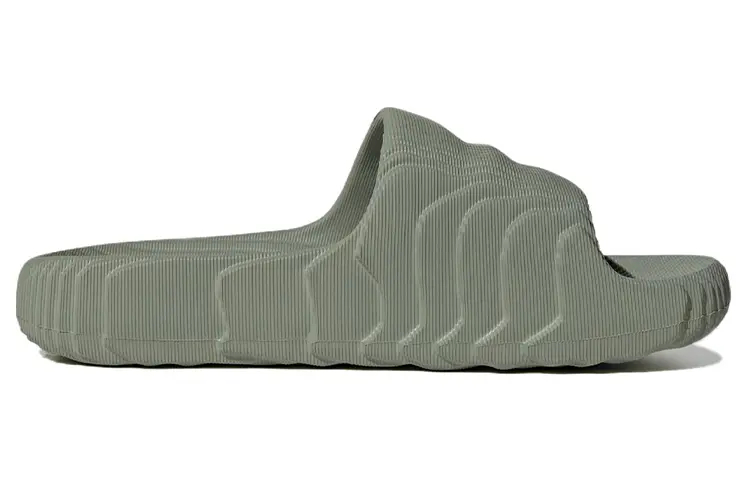 Шлепанцы и сланцы Adidas Originals Adilette 22 Slides Silver Green Women's — фото 2