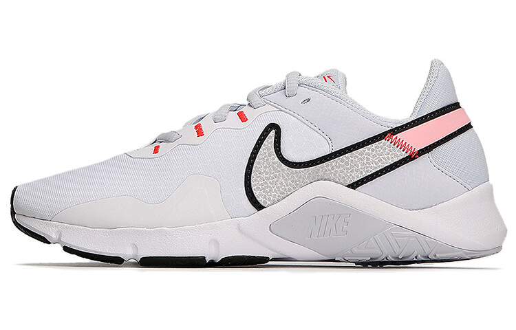 

Женские тренировочные кроссовки Nike Legend Essential