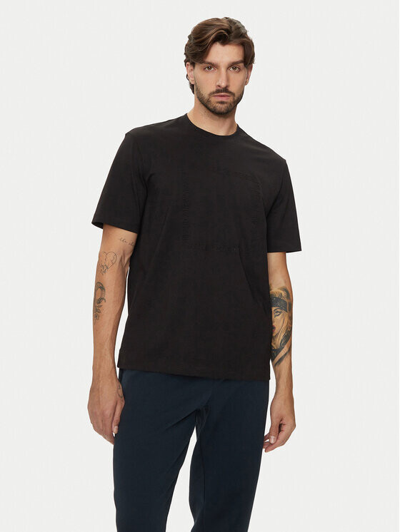 

Футболка стандартного кроя Armani Exchange, черный