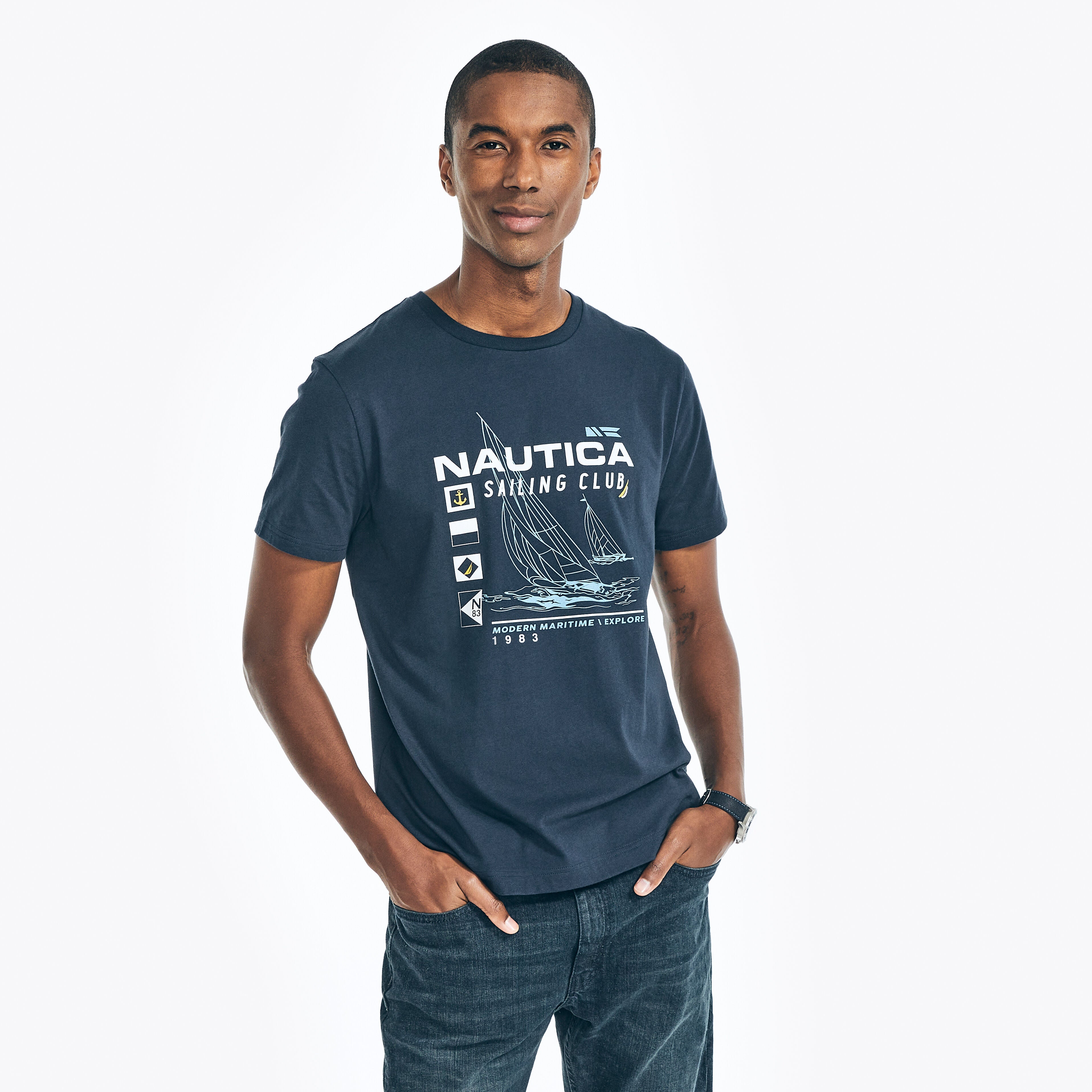 

Футболка Nautica Mens Sustainably Crafted Nautica Sailing Club с графикой, темно-синий