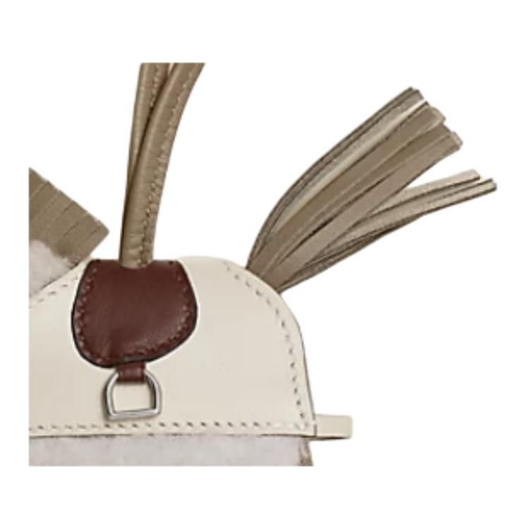 HERMES Аксессуар Rodeo Milo Lambskin Bag Small Women's Malva & Earth Yellow & Chalk White & Light Beige — фото 4