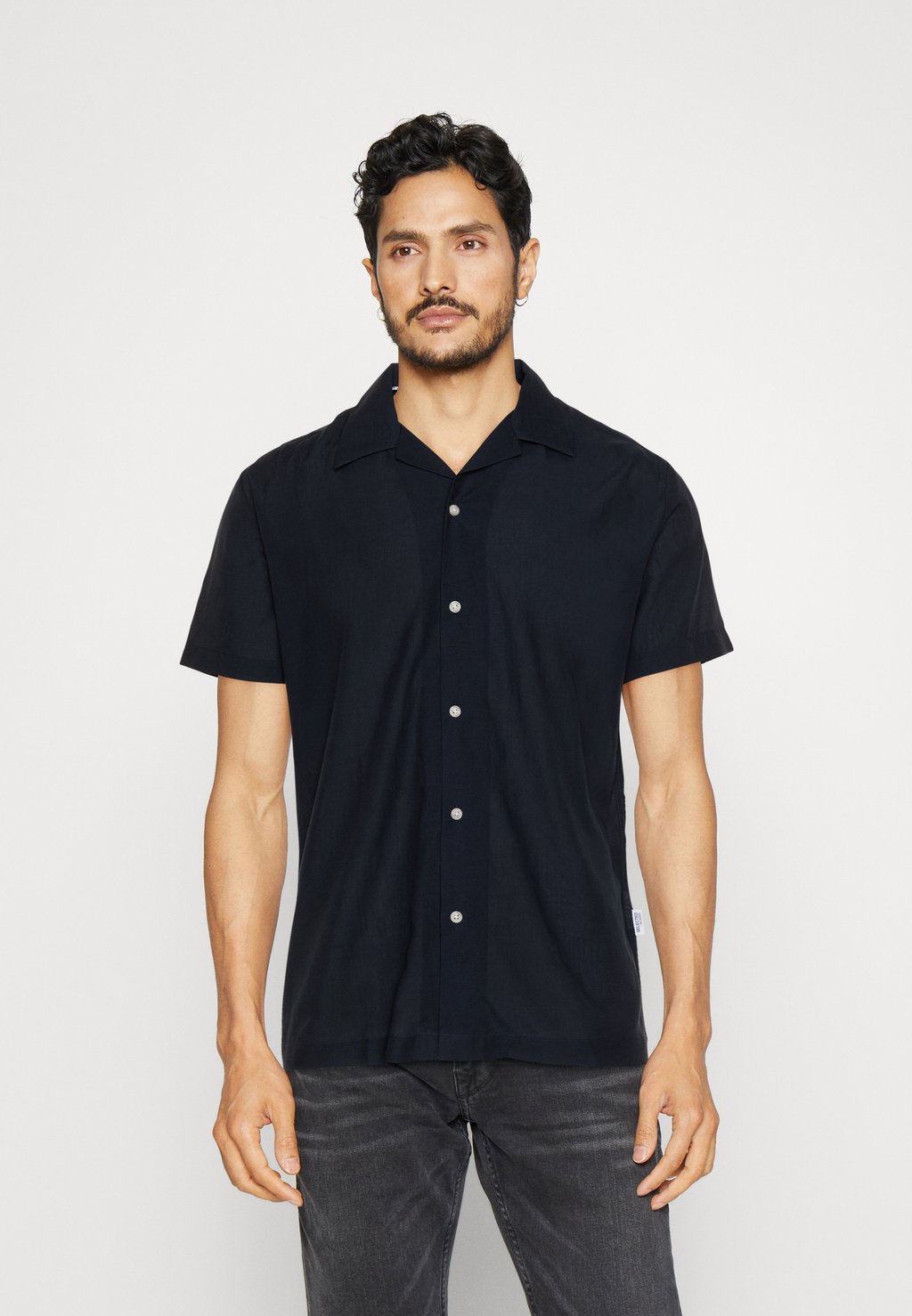 

Рубашка SLHREG AIR SHIRT Selected Homme, темно-синий