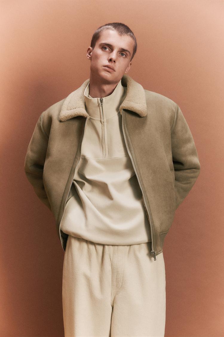 

Куртка из искусственной замши с подкладкой из искусственной овчины Pull And Bear, экрю