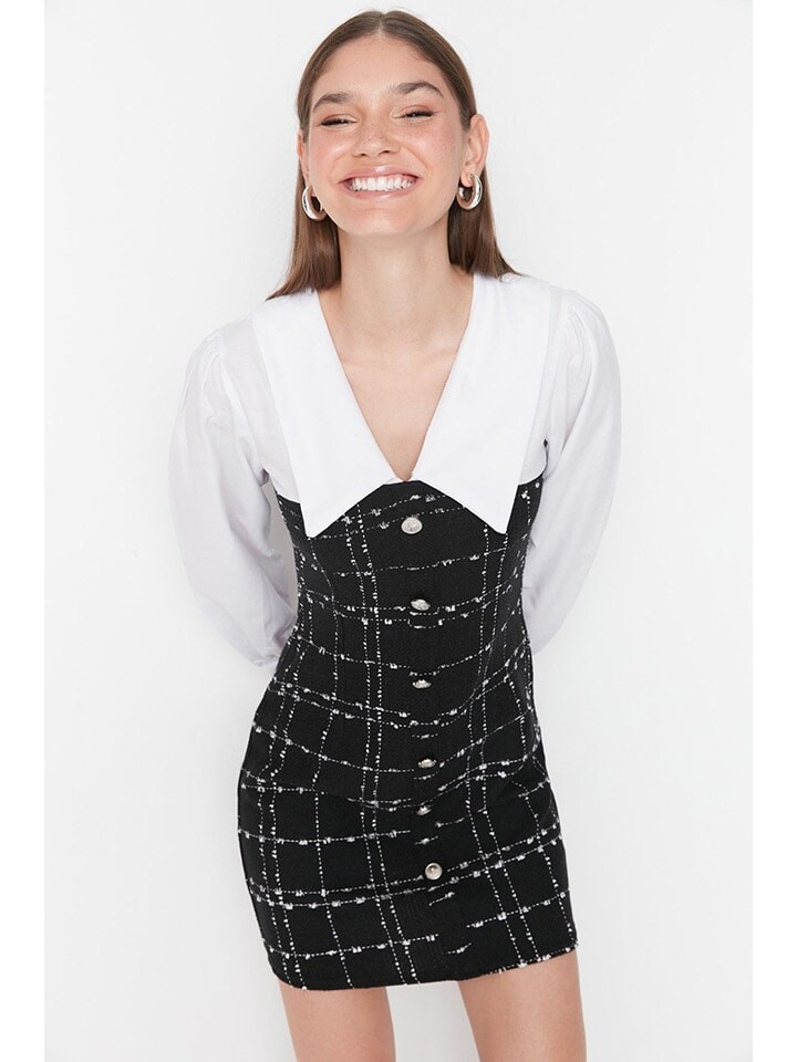 

Короткое платье trendyol Kleid, черный/белый