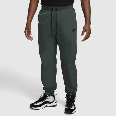 

Брюки Nike Tech, цвет Vintage Green/Black