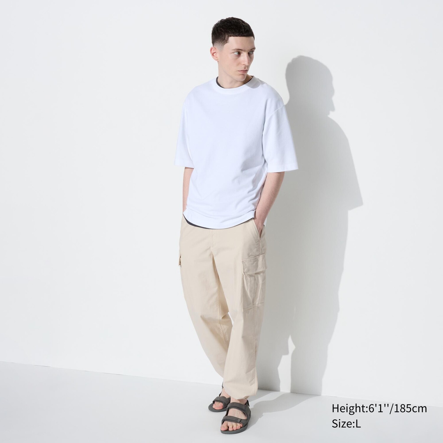 

Брюки-карго с завязками на щиколотке UNIQLO, белый