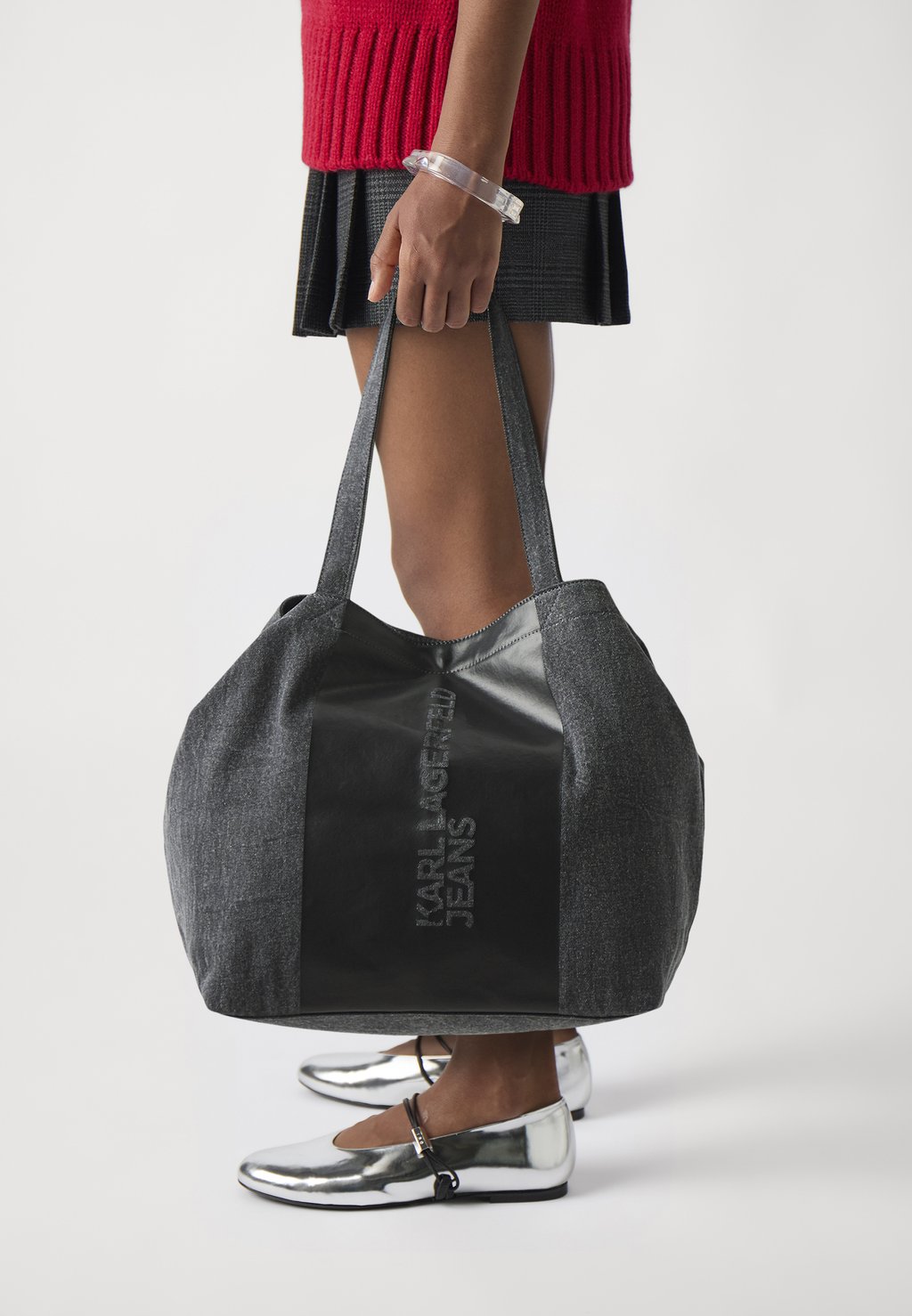 

Сумка-тоут COLORBLOCK SHOPPER Karl Lagerfeld Jeans, цвет Washed Black