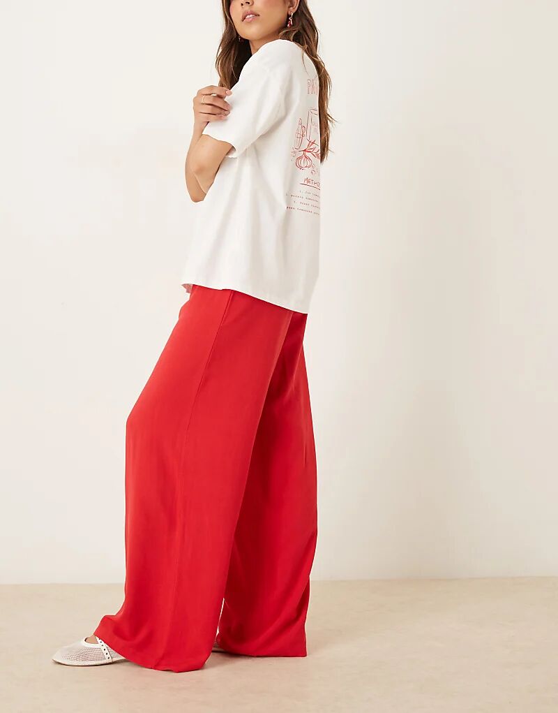 

Красные брюки-клеш из льняного материала ASOS DESIGN