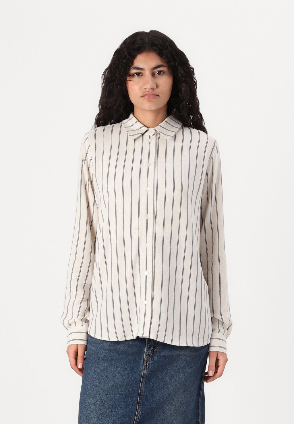 

Рубашка SLFVIVA STRIPED SUN SHIRT Selected Femme, серо-коричневый