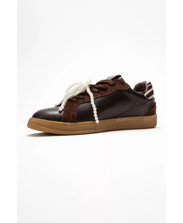Кроссовки Taren Leather Pearl Buckle (женские) Forever & Always Shoes, коричневый — фото 2