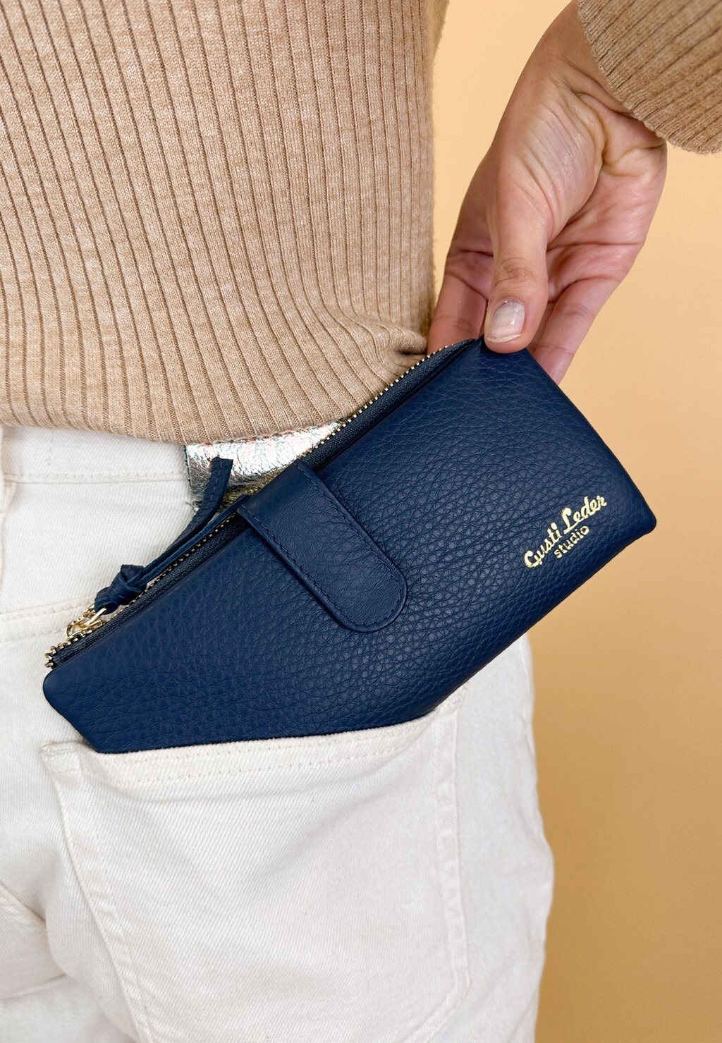 

Кошелек VIDA Gusti Leder, цвет blau