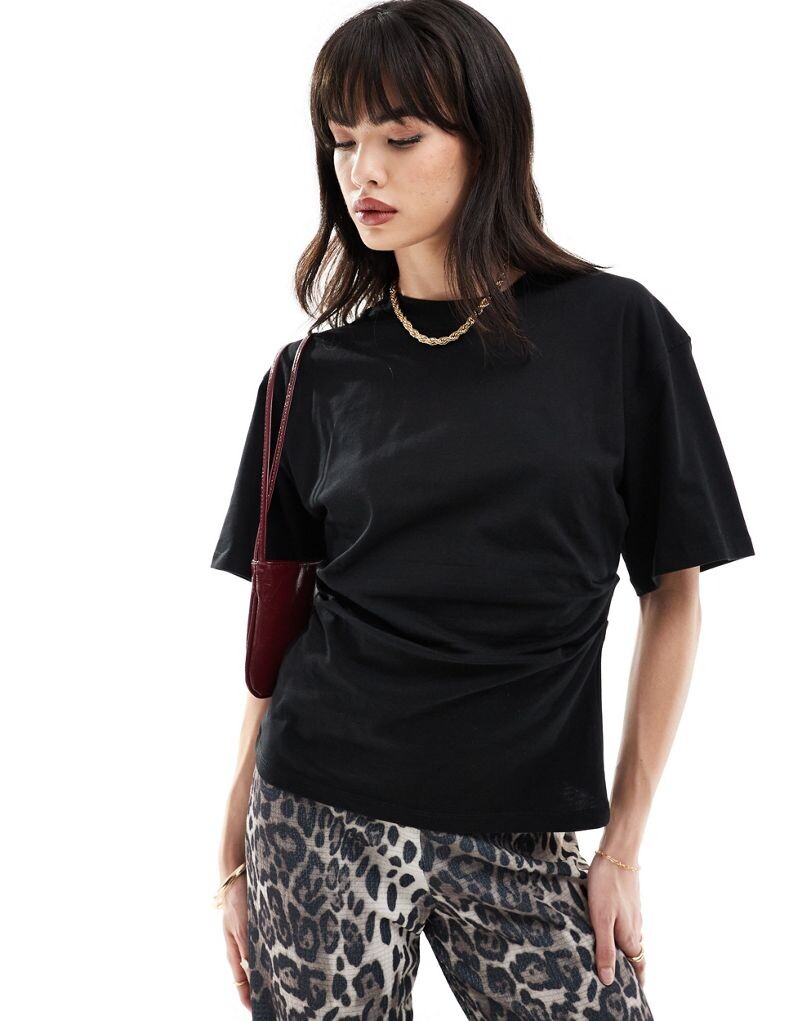 

Черная футболка с корсетом на поясе ASOS DESIGN