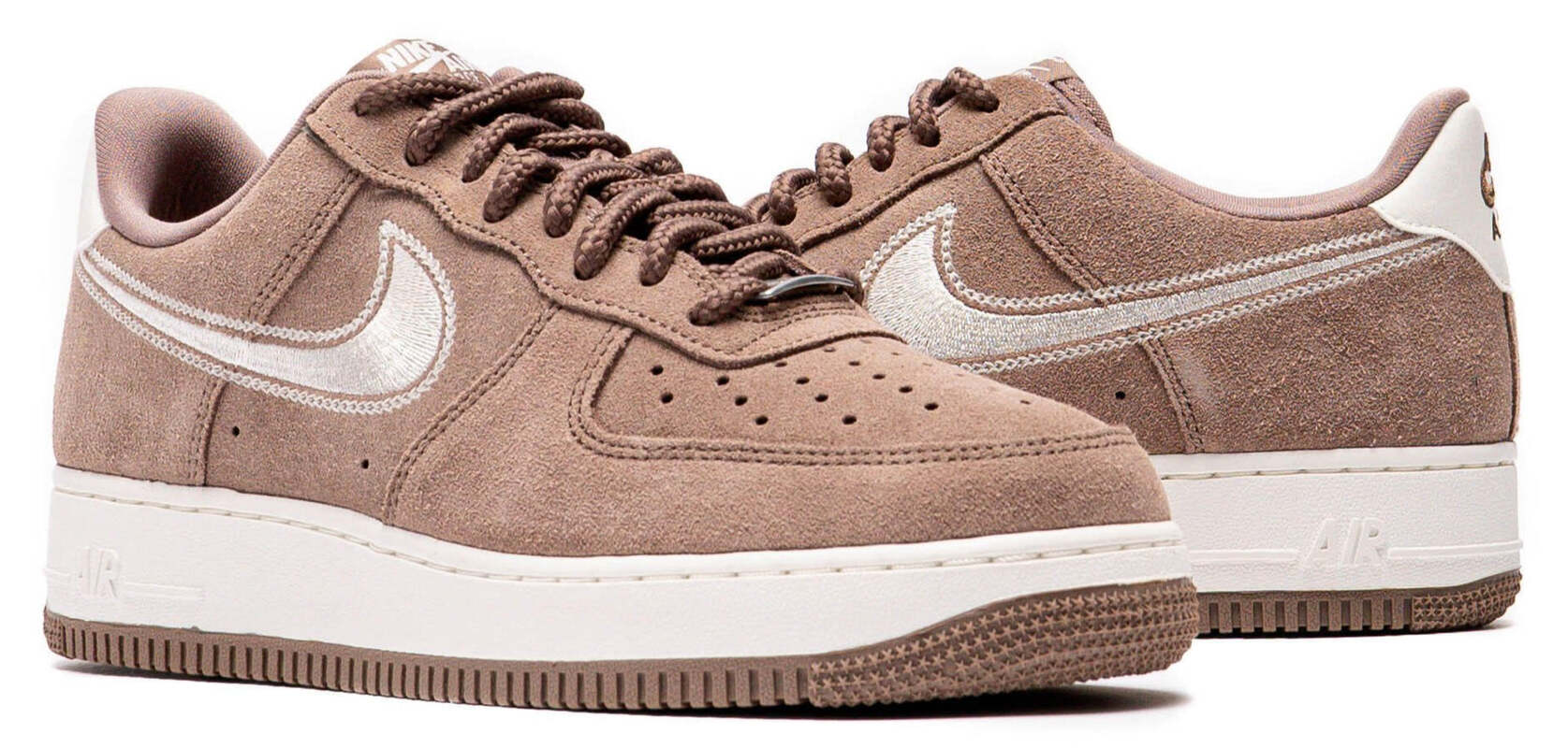Кроссовки Nike Air Force 1 Low '07 LV8 Mink Brown с вышитым логотипом — фото 3
