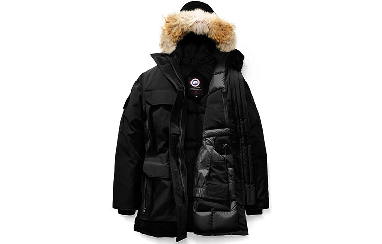

Женский пуховик Canada Goose