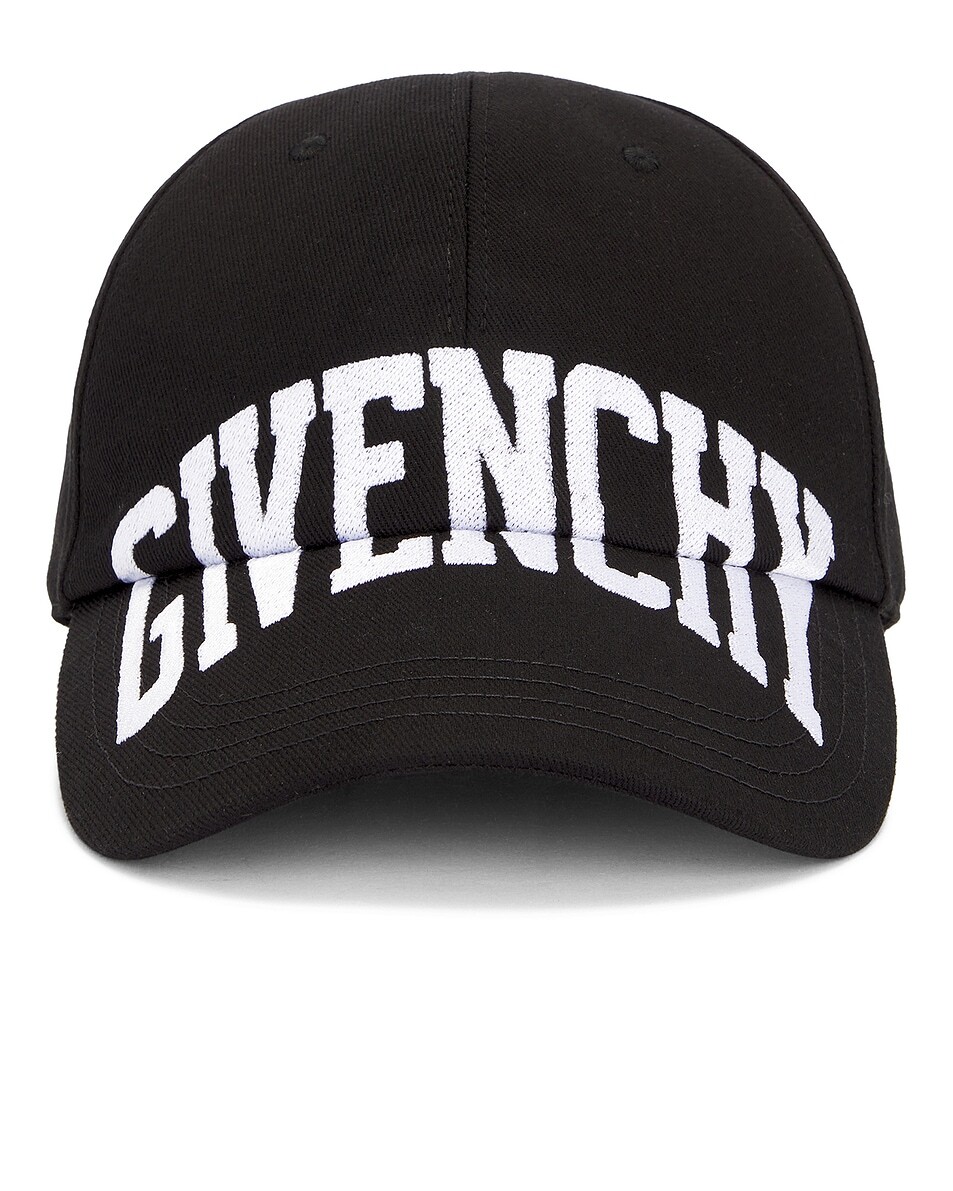 

Изогнутая кепка с вышитым логотипом Givenchy, черный