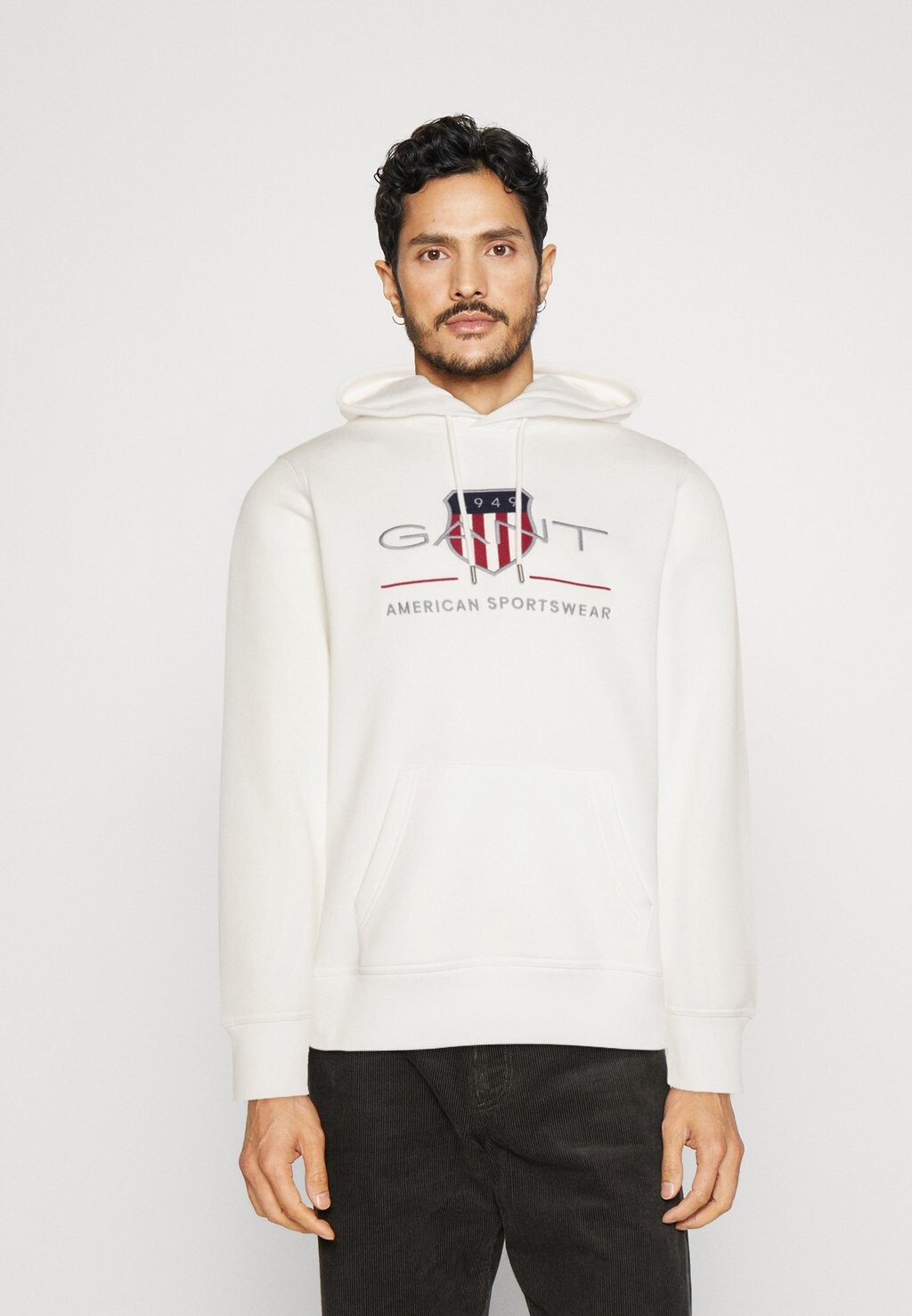 

Толстовка REG ARCHIVE SHIELD GANT, яичная скорлупа