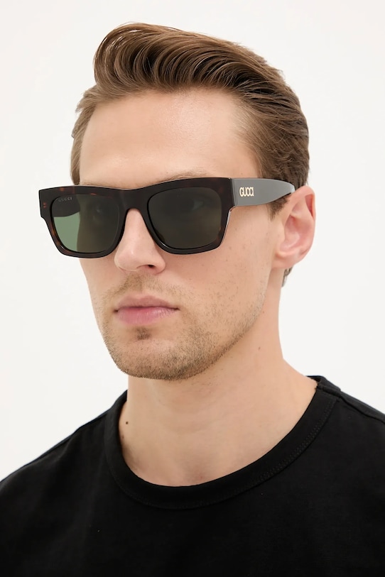 

Солнцезащитные очки Gucci, зеленый