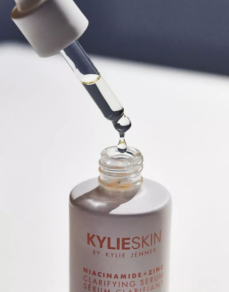 Сыворотка Kylie Cosmetics — Skin Mini Осветляющая by Jenner, 10 мл — фото 2