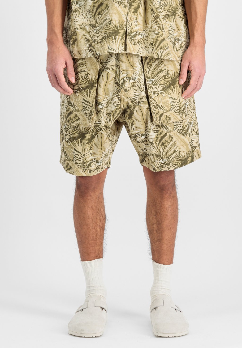 

Шорты HONOLULU SAFARI Alpha Industries, зеленый