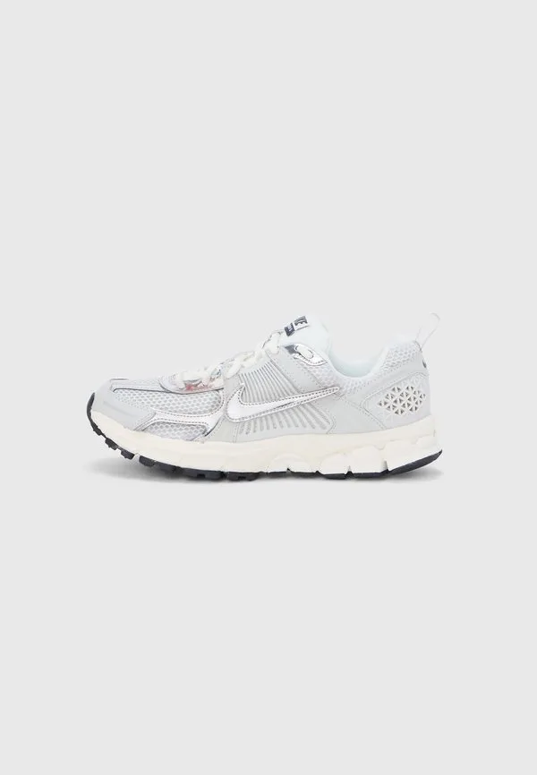 Кроссовки vomero 5 Nike Sportswear, Photon Dust/Chrome/Gridiron/Sail