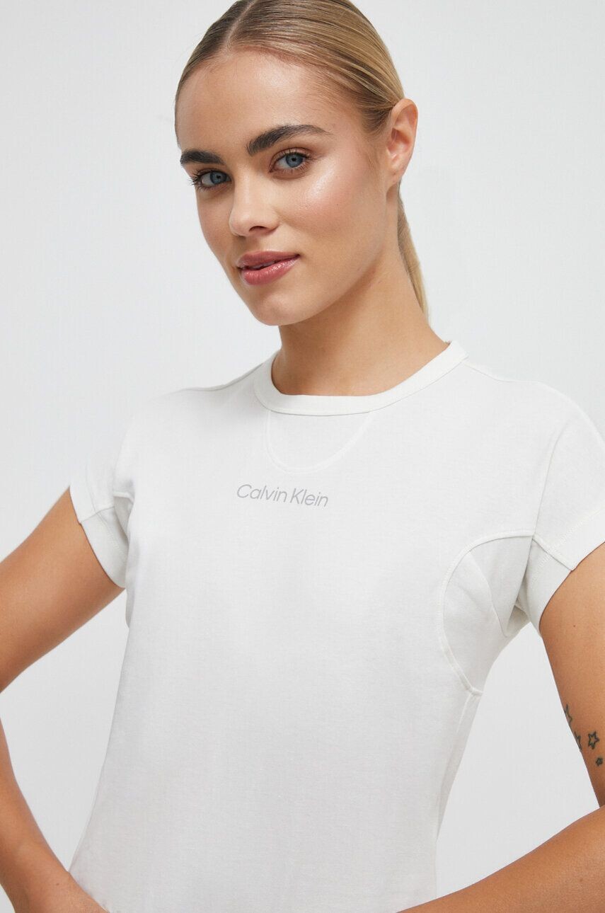 

Тренировочная футболка Calvin Klein Performance, белый