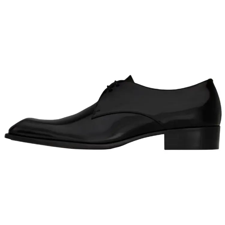 

Чёрные классические туфли SAINT LAURENT