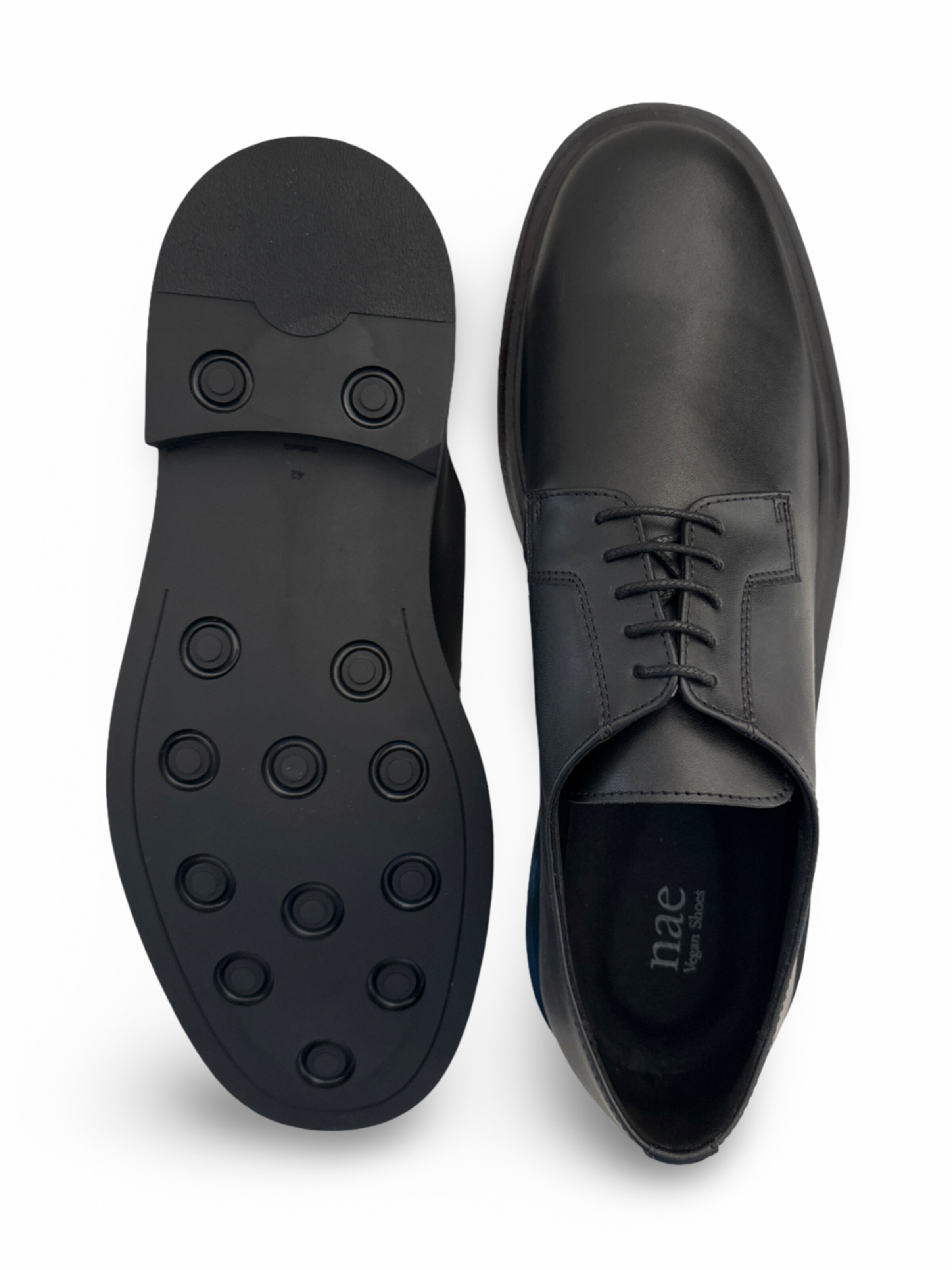 Nae Vegan Shoes Шнурованные туфли 'Oto' в черном цвете — фото 3