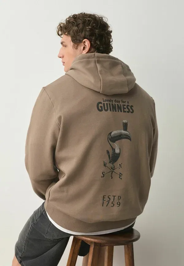 Толстовка Regular fit Guiness License Graphic Hoodie, темный нейтральный — фото 4