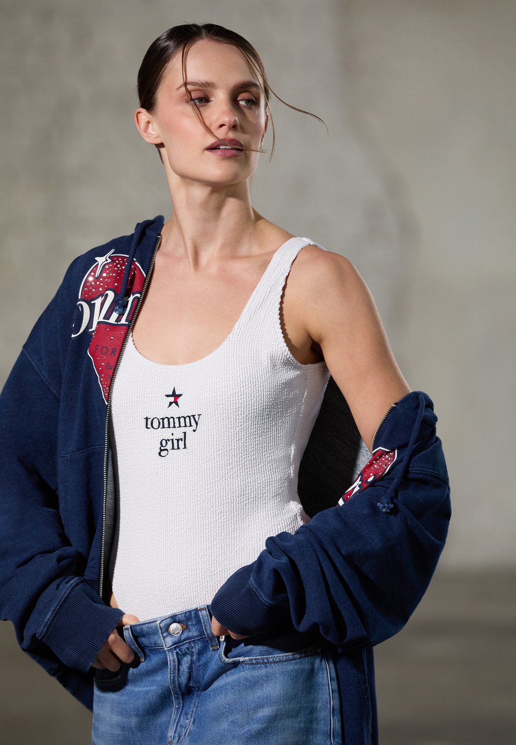 

Топ ONE PIECE Tommy Jeans, белый