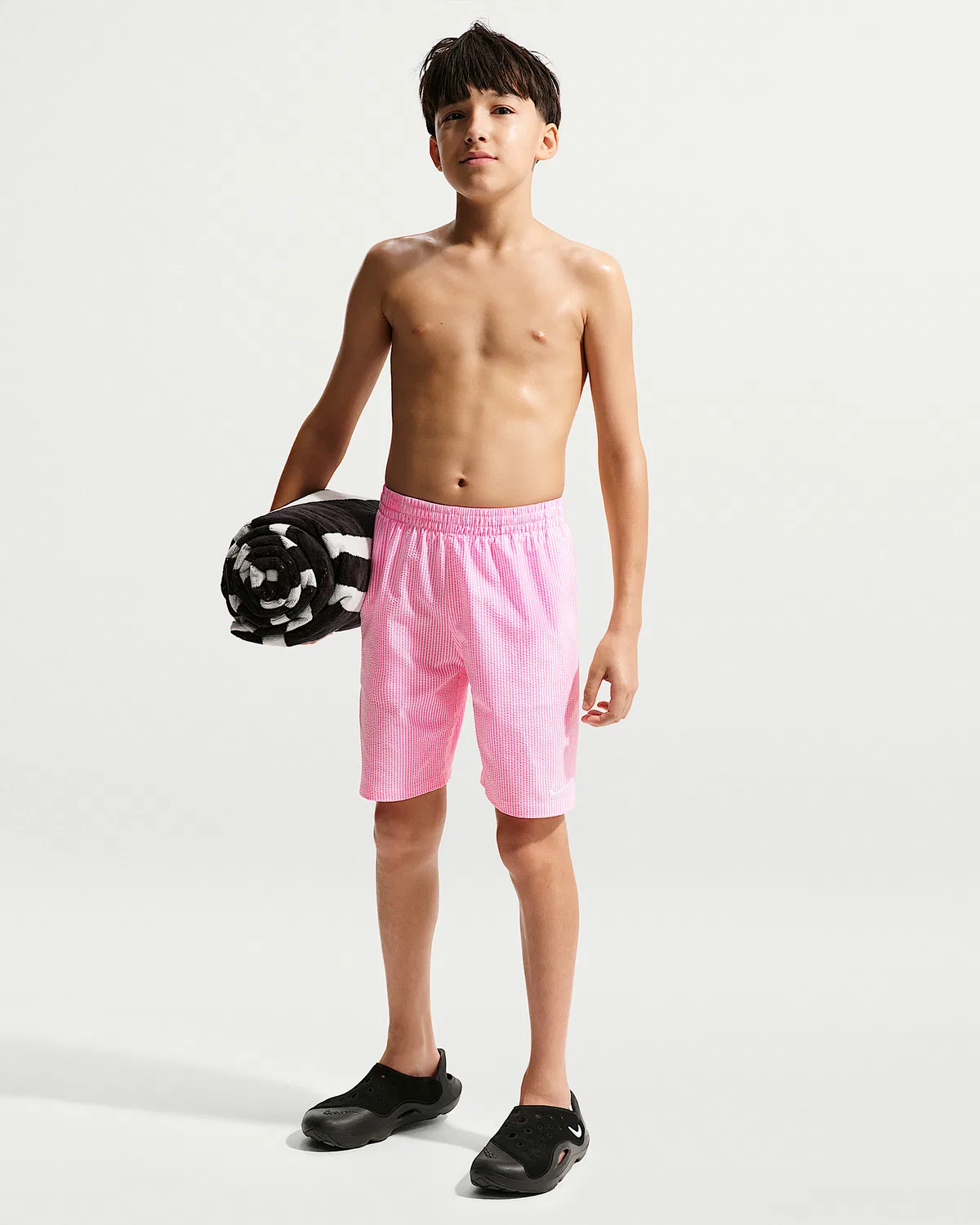 Детские (мальчиковые) плавки Nike Swim Breaker с текстурой «риппл» и 7-дюймовыми боковыми швами, Pink Glow