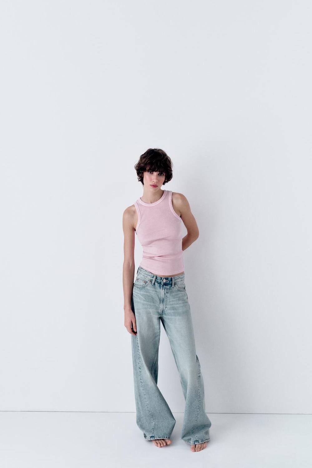 

Футболка с эффектом в ребрутку ZARA, мел розовый