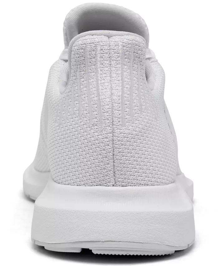 Женские повседневные кроссовки Swift Run 1.0 от Finish Line adidas, белый — фото 4